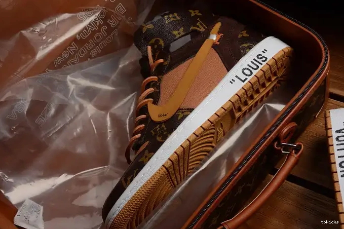 Cheap TB AQ0818-158 x AJ1 Off-Louis Jordan Air 1 OW 0512